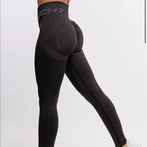 ECHT Scrunchy Leggings - Pirate Black